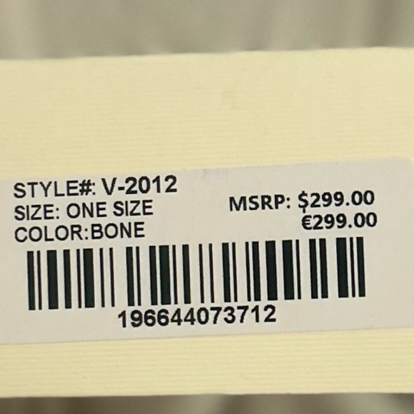 Valentino 🔽 Orlandi Tote Bag Quilted  Original V in luxurious bone - Picture 8 of 8